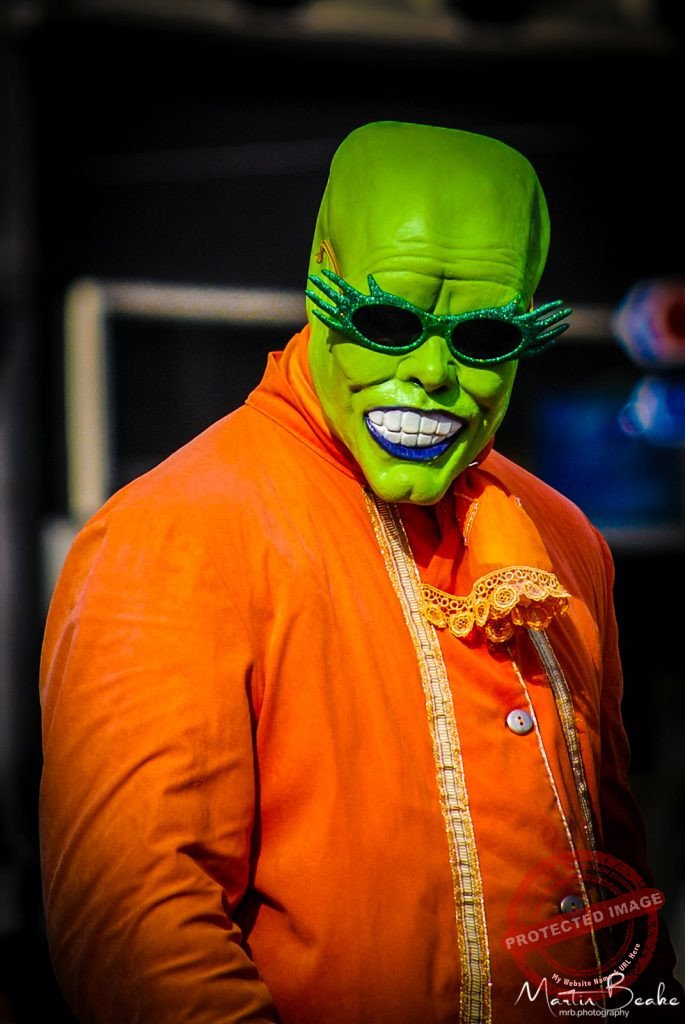 Street Performer - The Mask