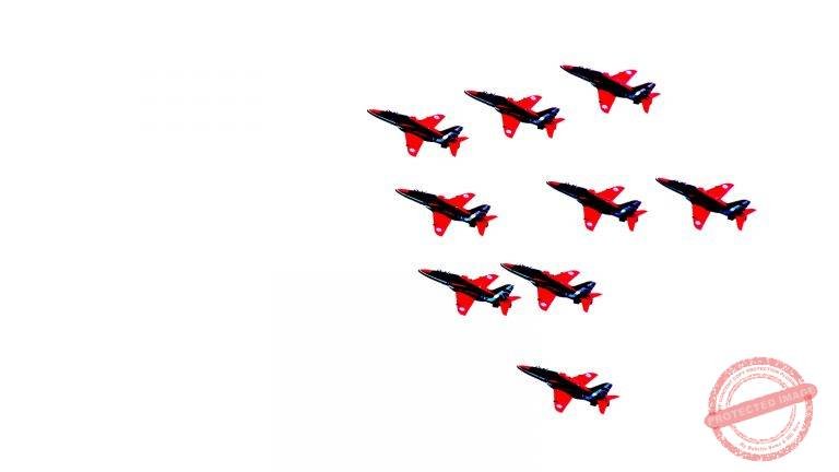 Red Arrows - Wall Ducks