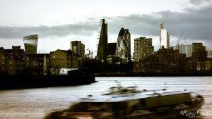 Thames Ferry Heads Up Stream