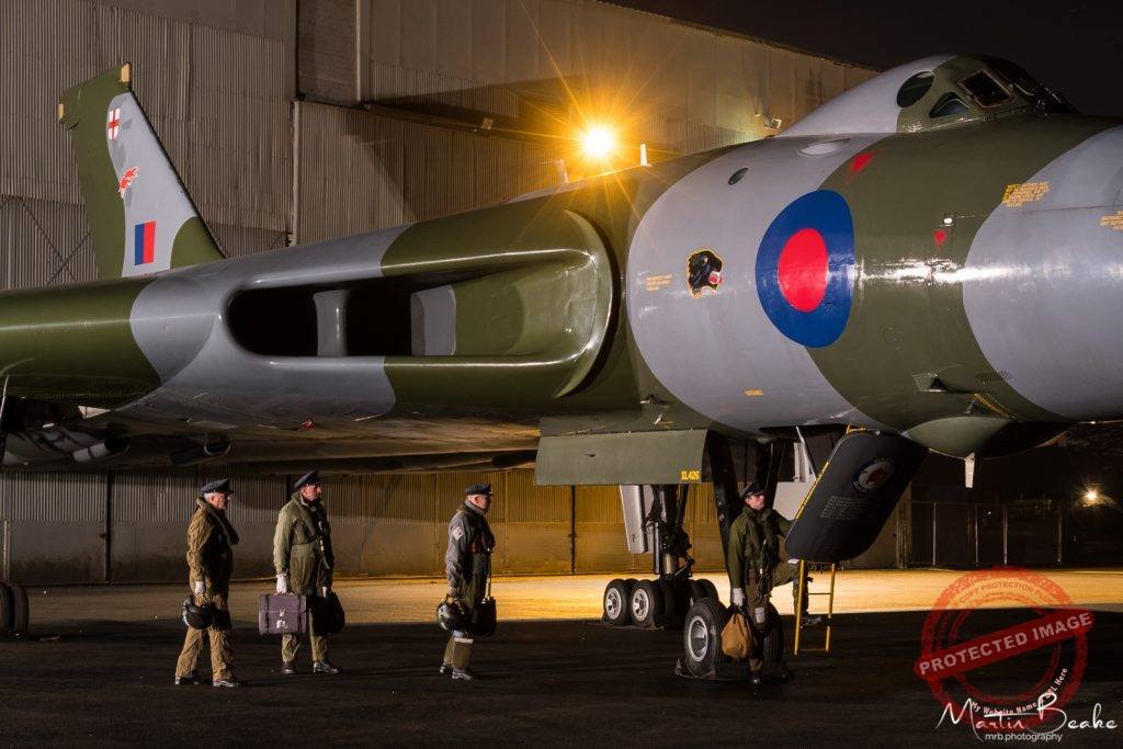 Vulcan XL426 at Night with Enactors